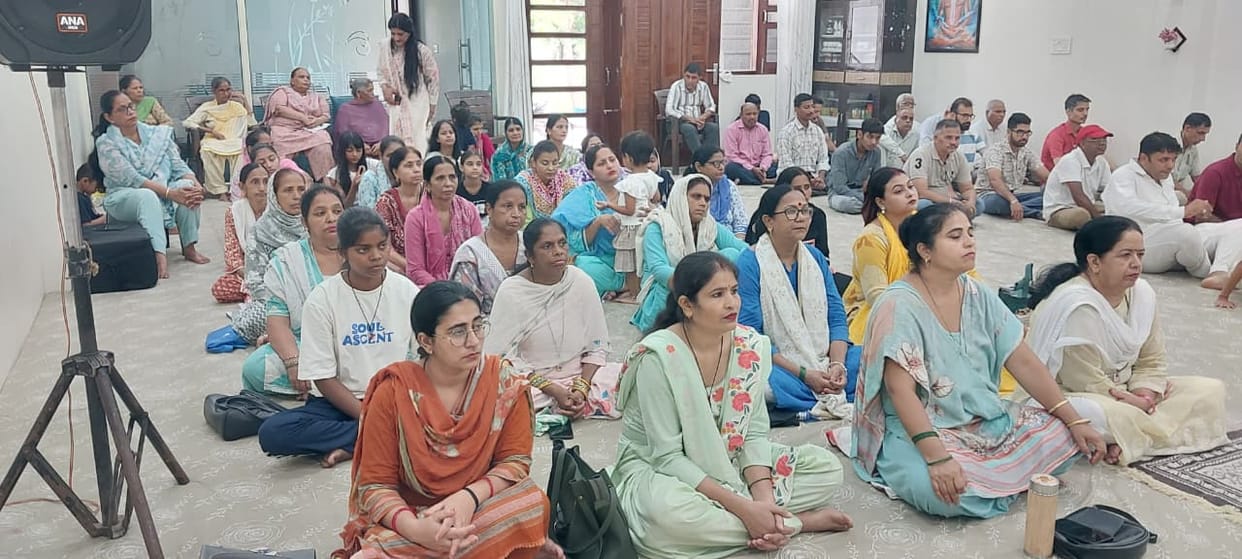 The medicine of Brahma Gyan cures the disorder: Bharti