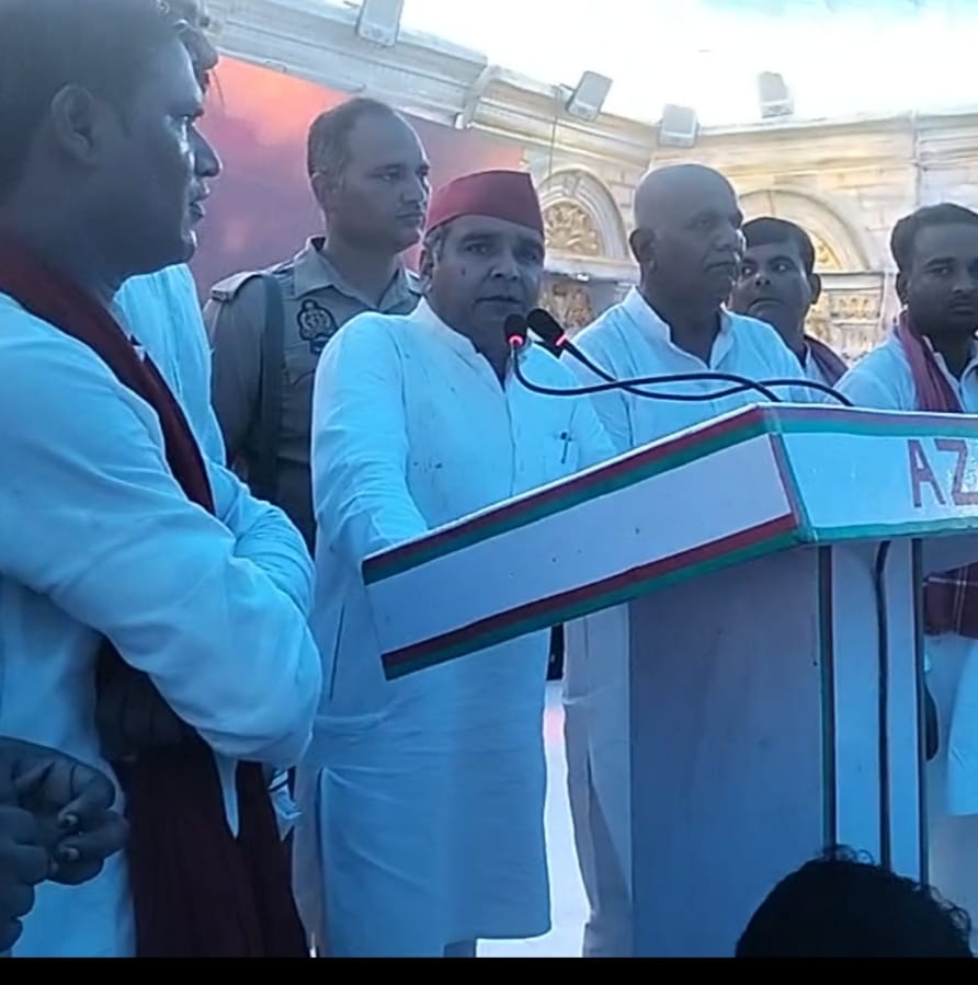 Deoria News: SP government to build an army of youth by 2027.