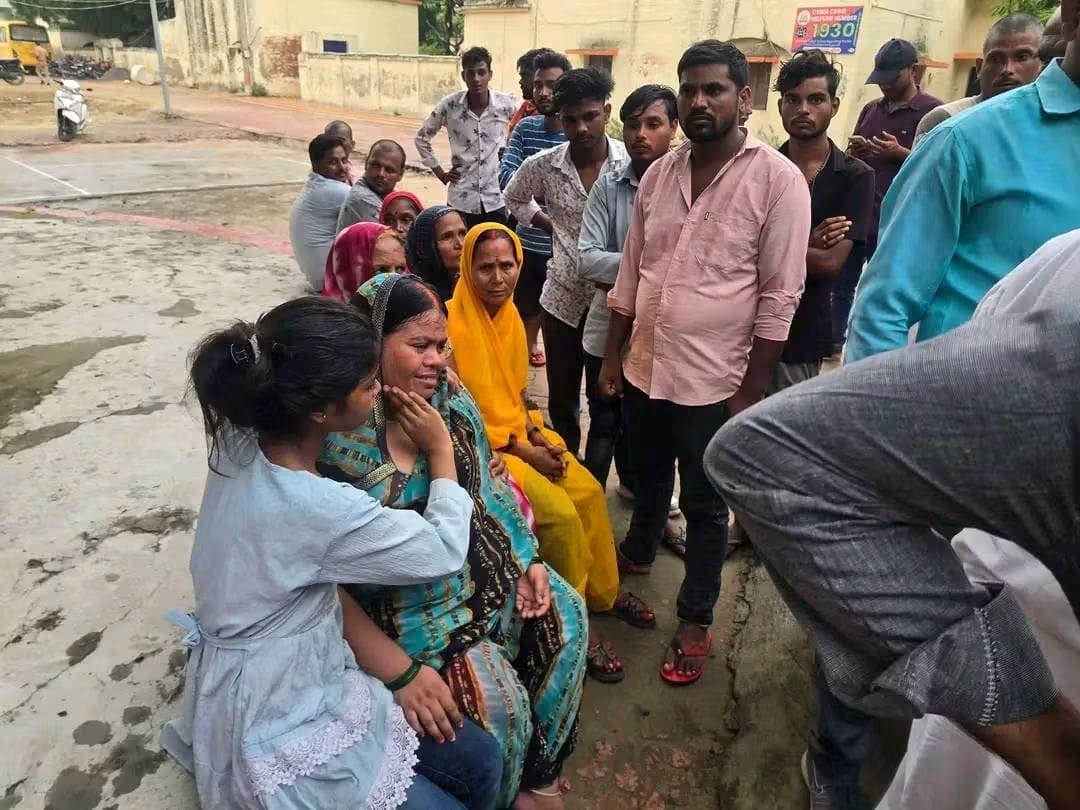 Teenager drowns while bathing in canal