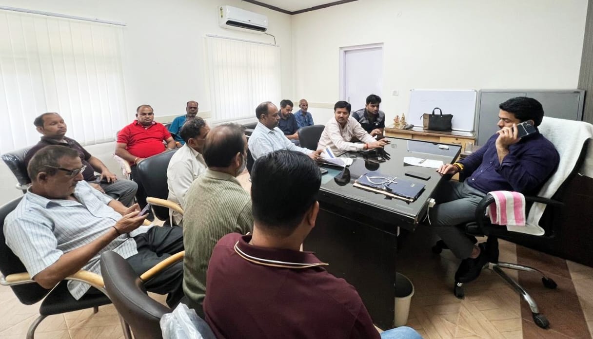 Businessman met with NH officer