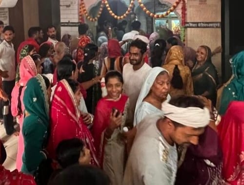 A surge of faith swept through temples on the last Monday of Sawan.