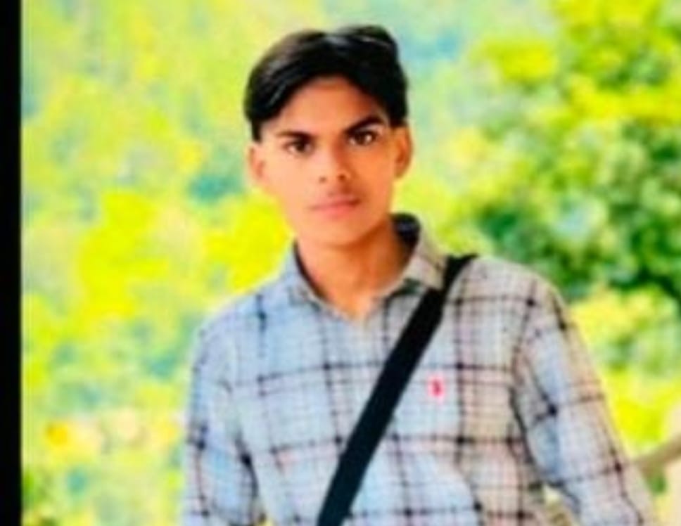 Youth dies after bike crashes into divider of under-construction flyover.