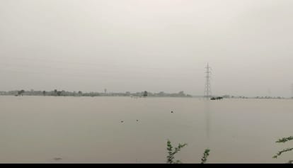 बारा के पिपराव में सैकड़ों बीघे धान की फसल जलमग्न