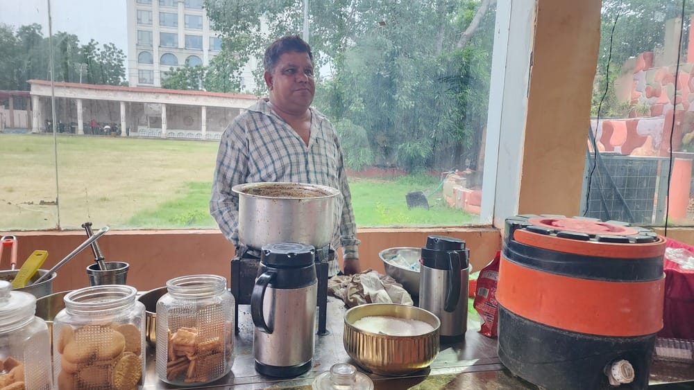 मिठाई और कैटरिंग कारोबार पर पड़ेगा चीनी की बढ़ती कीमतों का असर