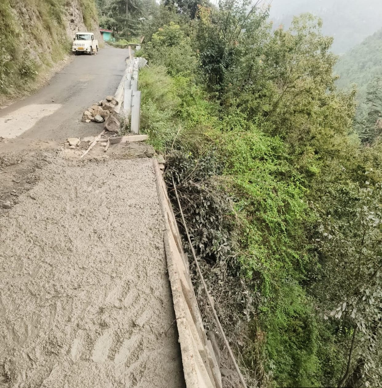 Retaining wall constructed near Chhet on Highway 305; bus movement to resume soon.