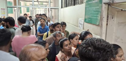 -फोटो 84 : बहादुरगढ़ सिविल अस्पताल में इलाज के लिए पहुंचे लोग। संवाद
