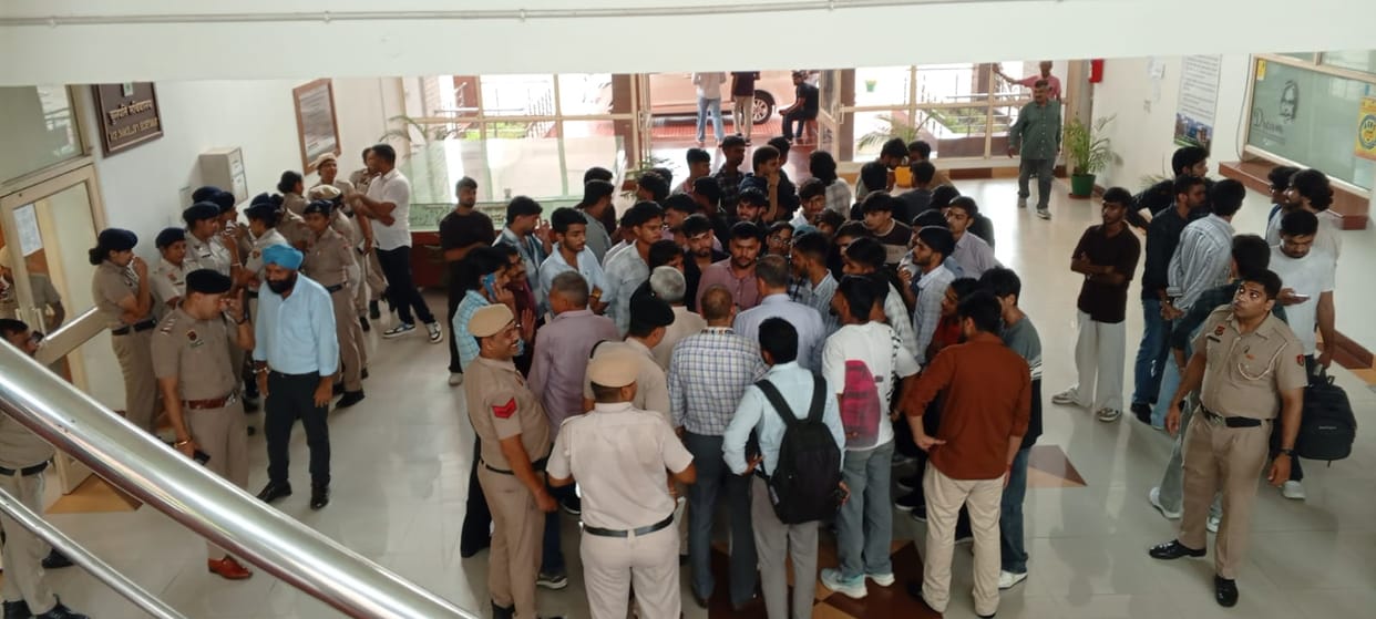 Students outraged over electricity, water, and sanitation issues; protest at the Vice-Chancellor's office.