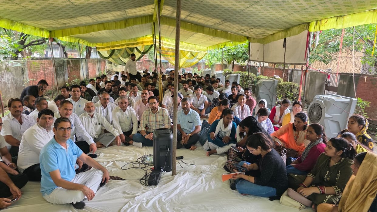 Revenue operations affected by Patwari and Kanungo strike; registration of deeds declines.