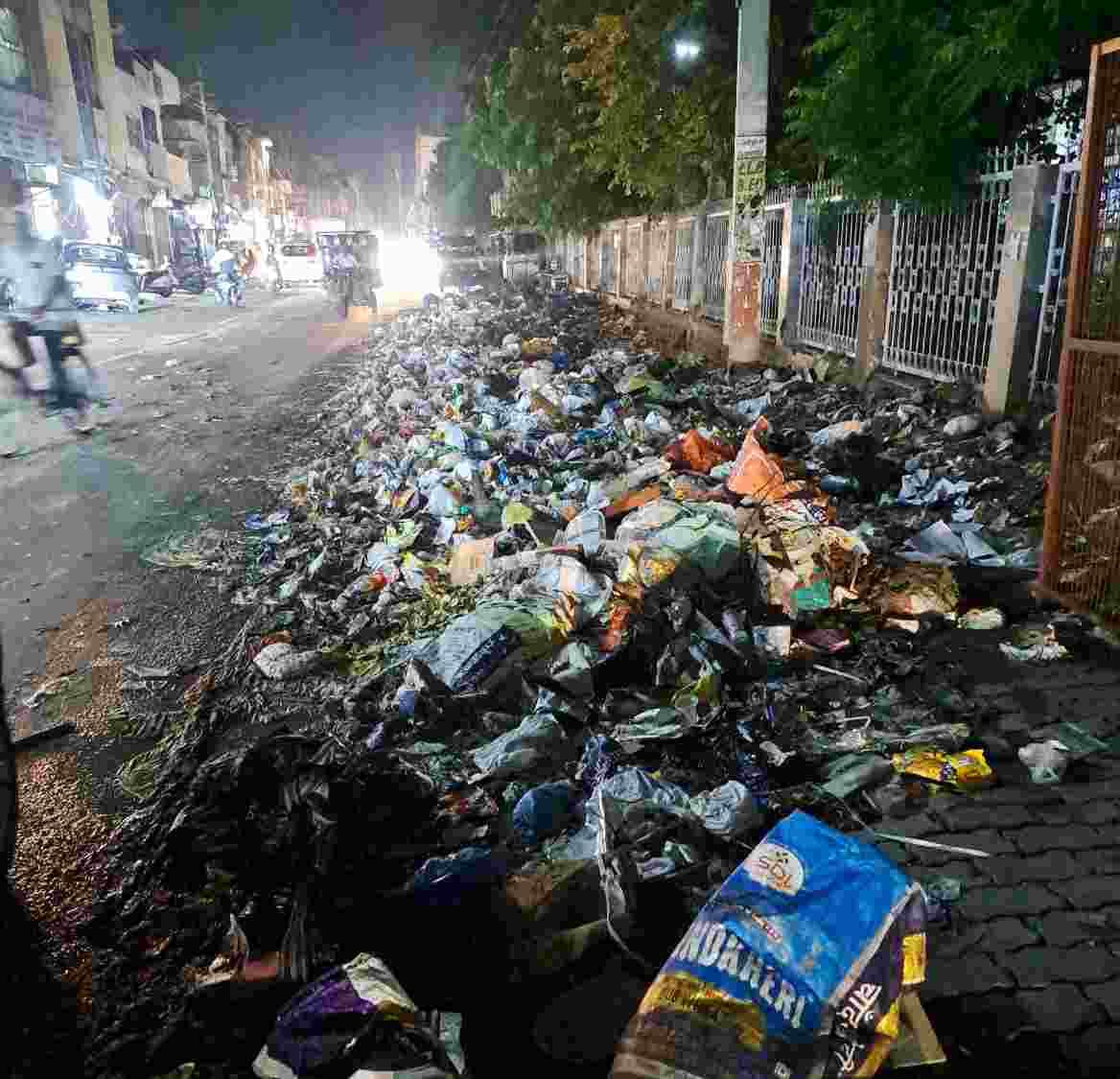 Garbage every two steps; cleanliness completely ignored.