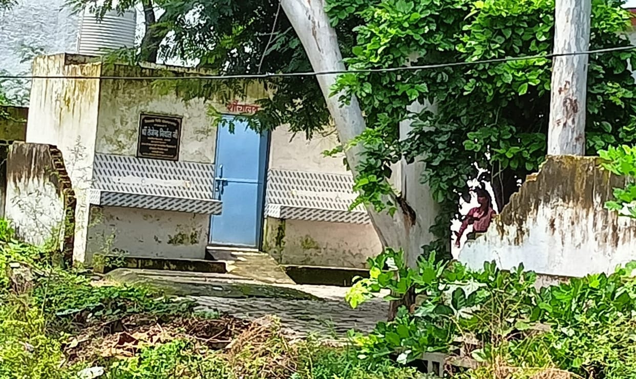 Council schools do not have boundary walls, putting children's safety at risk