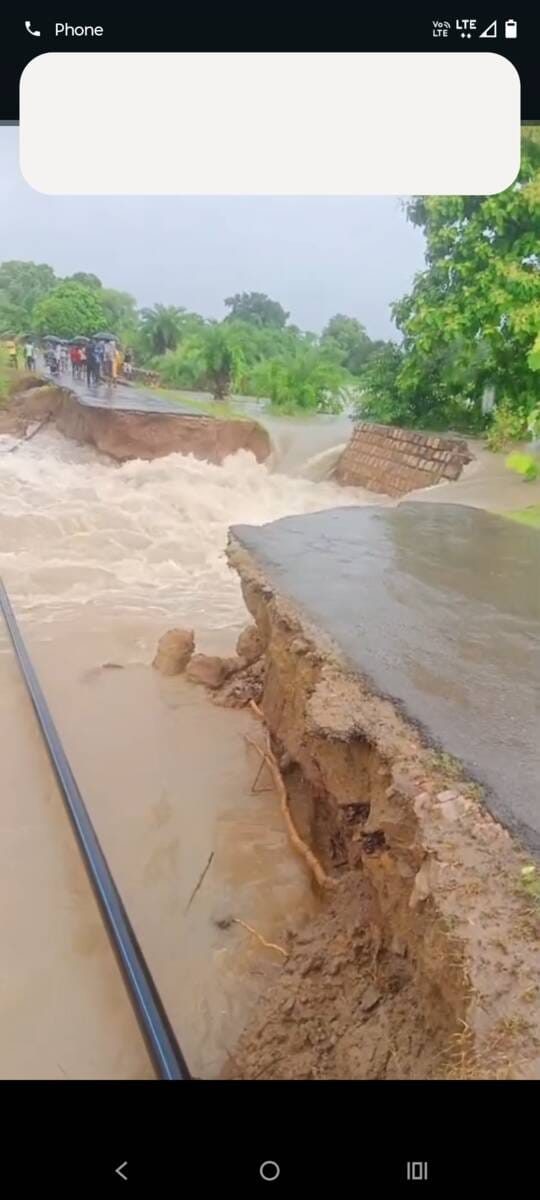 Roads damaged by floods; traffic disrupted