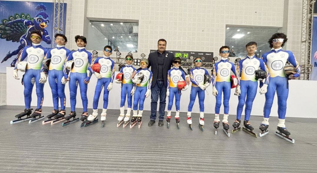रूटस कंट्री स्कूल के छात्र शुभम ठाकुर ने एशियन आइस स्केटिंग प्रतियोगिता में लिया भाग। स्रोत : स