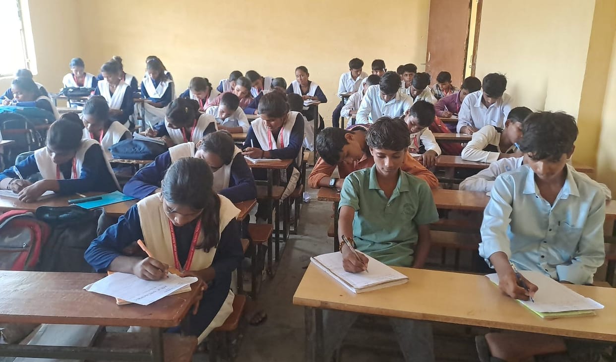 Ishita tops in General Knowledge; Saloni tops in Essay Writing.