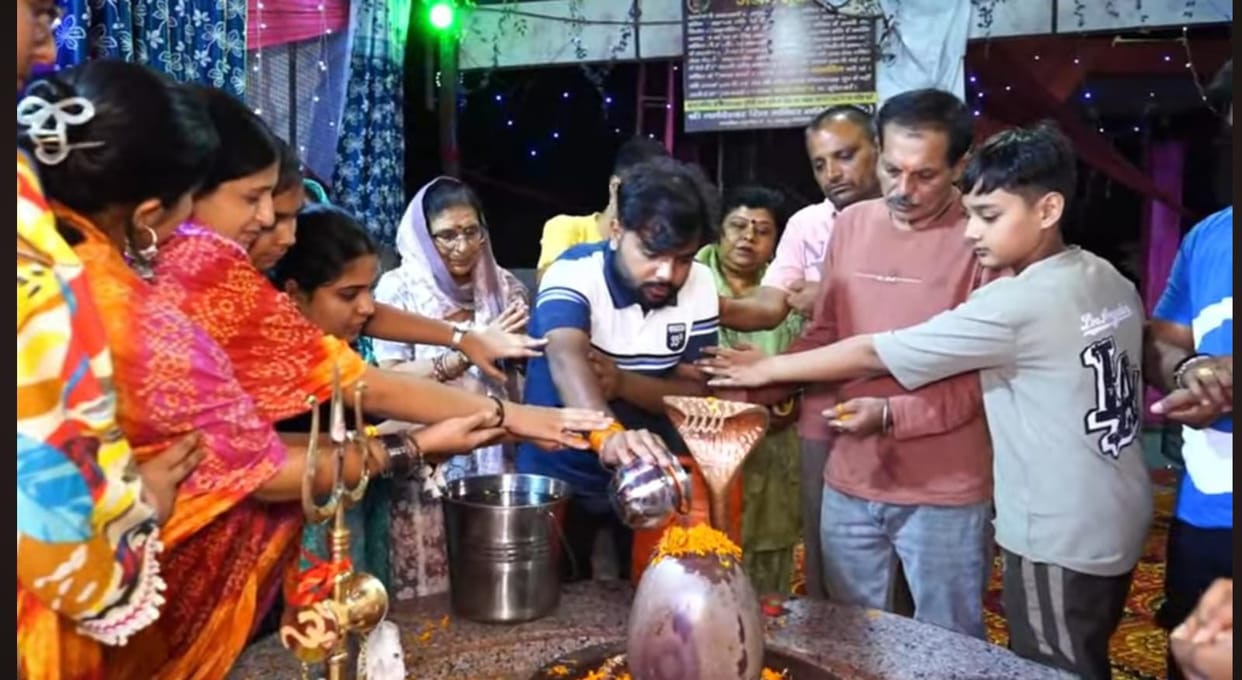 Devotees throng the Narmadeshwar Shiva Temple