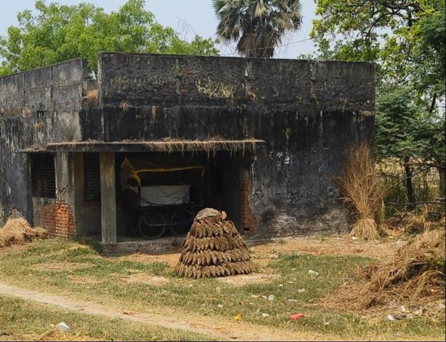 541 dilapidated buildings of 10 departments standing in ruins, rights turned a blind eye