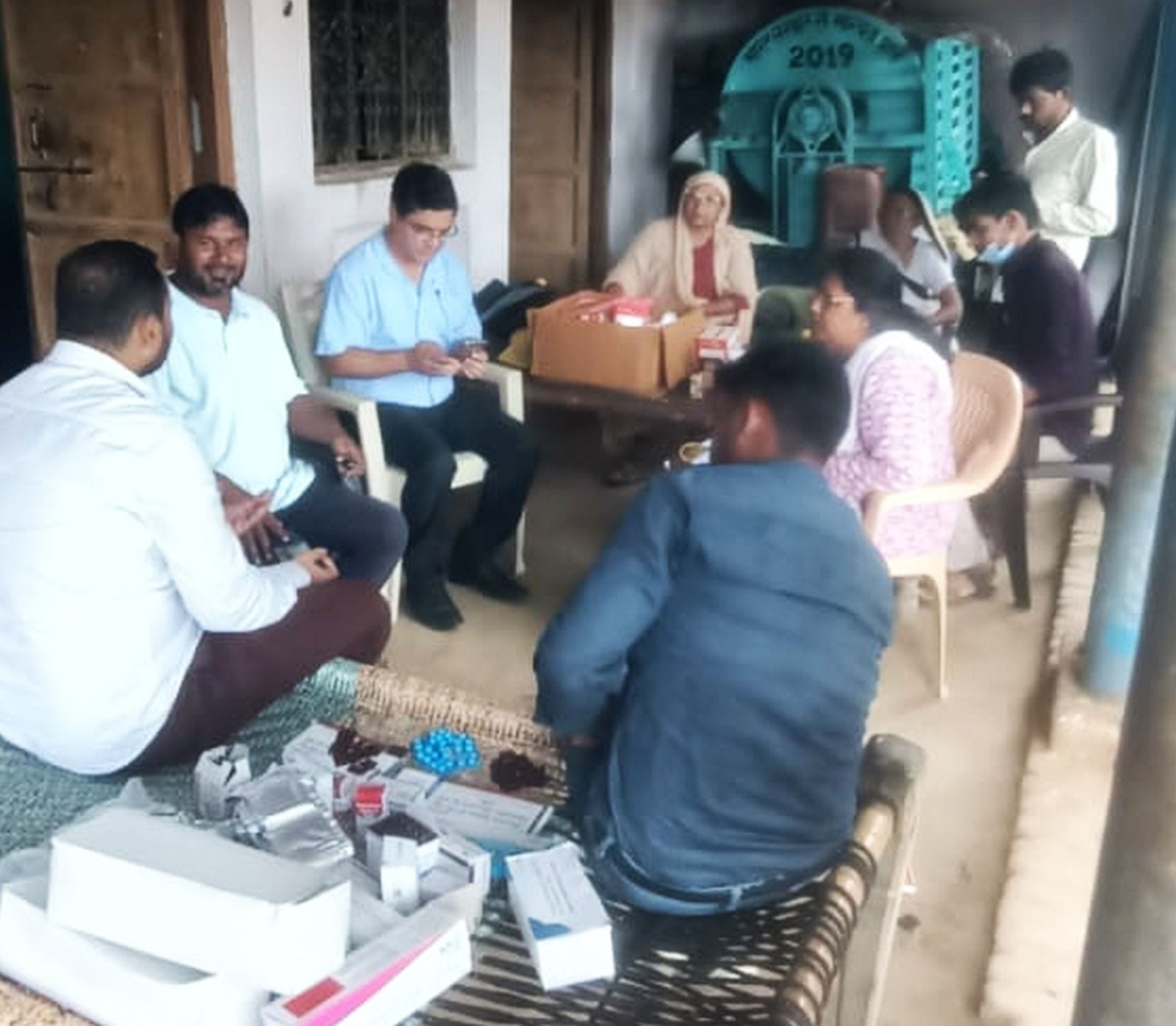 स्वास्थ्य विभाग की टीम ने बीबीपुर गांव में स्वास्थ्य शिविर लगाया। संवाद