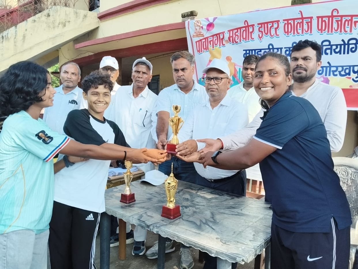 The Deoria team emerged victorious by defeating Gorakhpur.