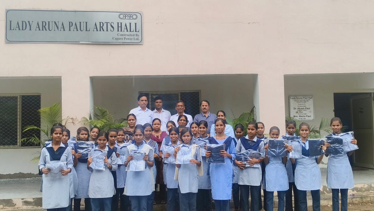 Free school uniforms distributed to 400 students.
