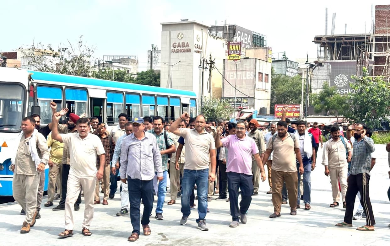 Roadways employees staged a two-hour protest.