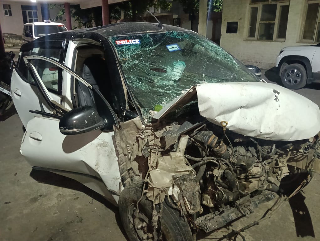 Company director killed, five injured in head-on collision between two cars on highway.