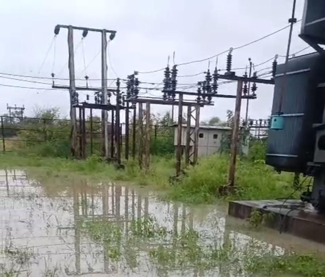 Power supply disrupted by storm and rain; population of two lakh in distress.