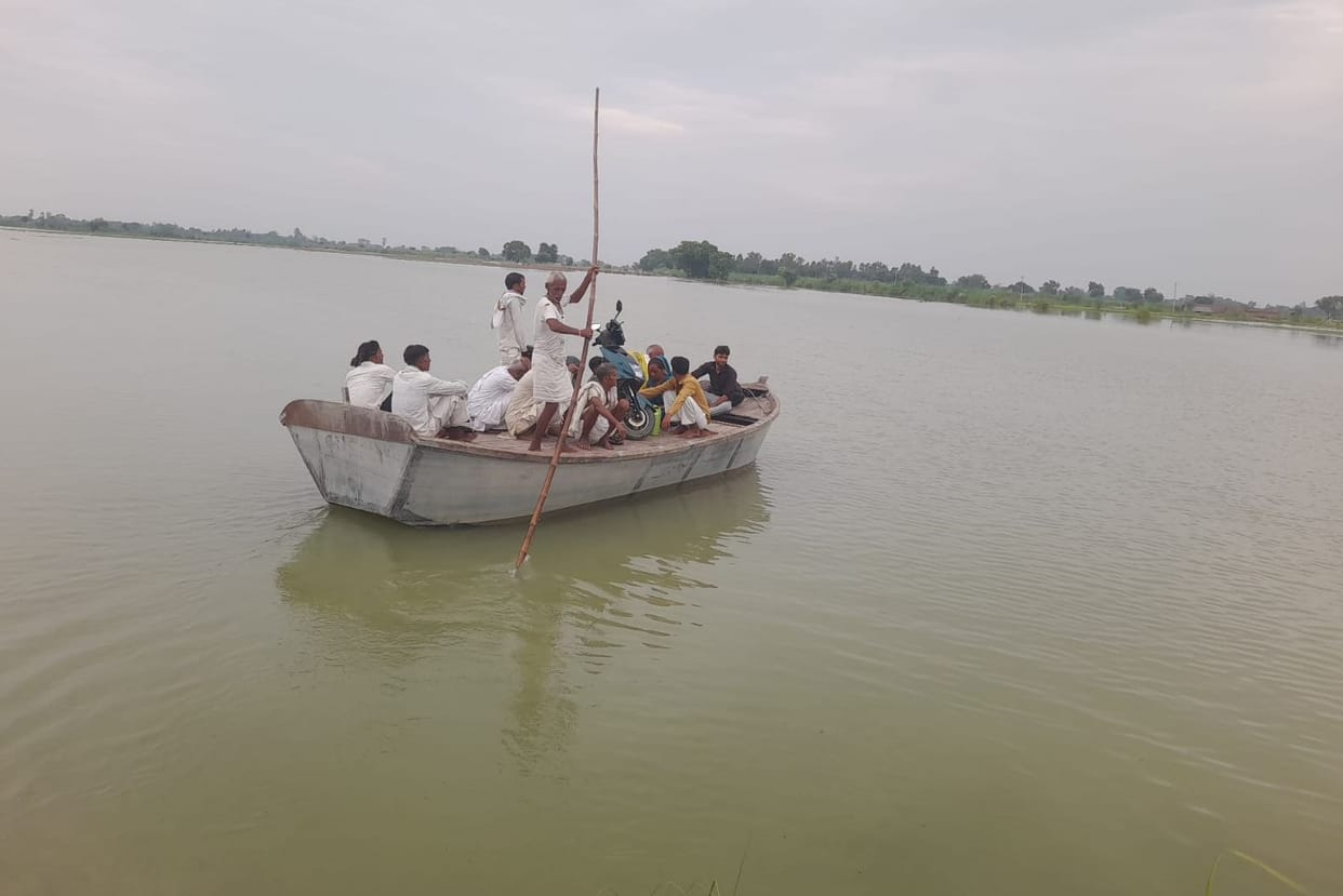 kasganj news flood patiyali