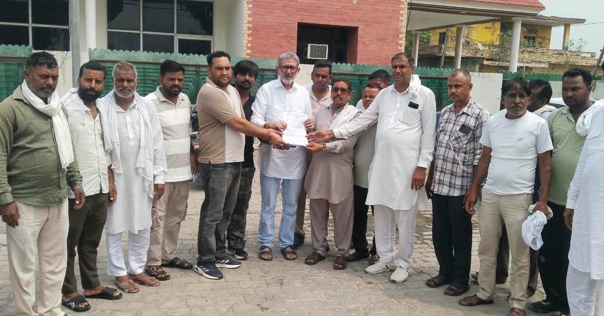 Cleaning in Pihowa, fire brigade personnel submitted a memorandum to the MLA