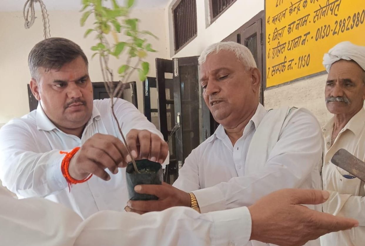 Sacred soil brought from Guru Ravidas's birthplace installed at Kami.