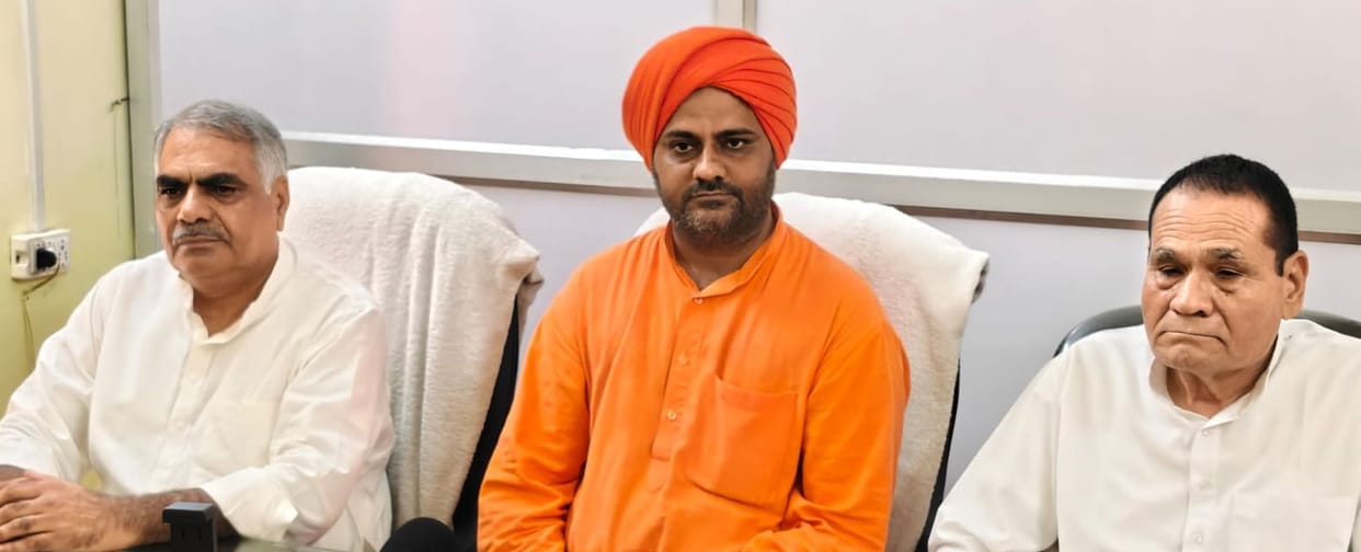 'Pakhand Khandan Sammelan' to be held at Dayanand Math on the 30th: Dharmveer