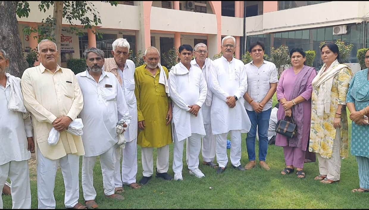 Demand for arrest of accused in Rohit Dhankhar murder case; family members meet ASP.