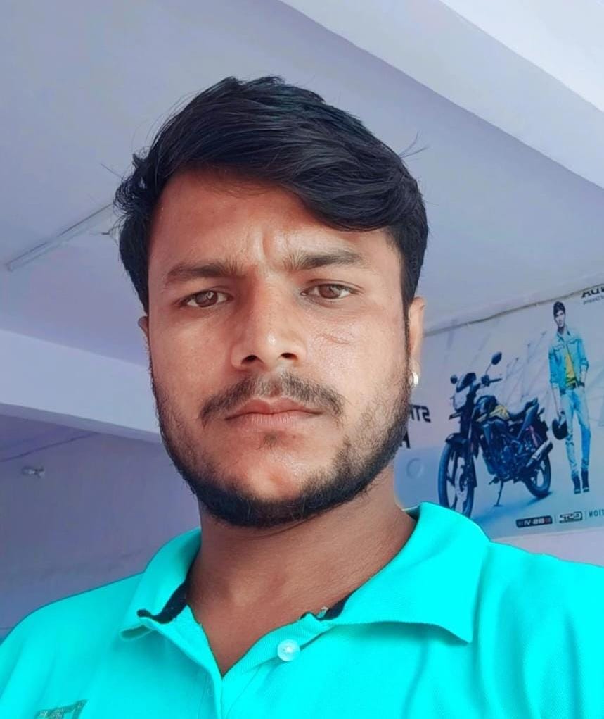 अवनीश कुमार। फाइल फोटो