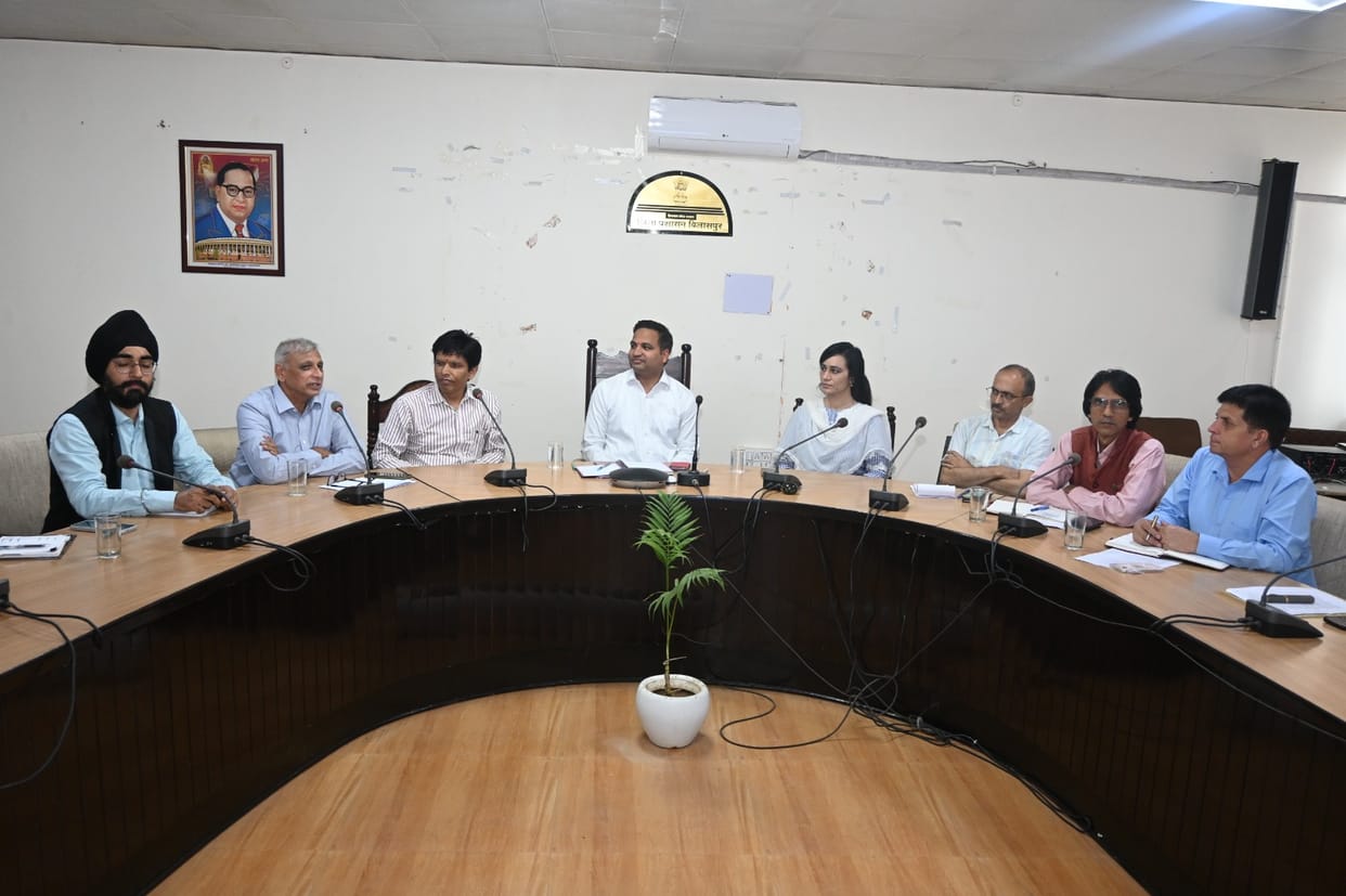 Youth from the district's educational institutions will join the Red Cross.