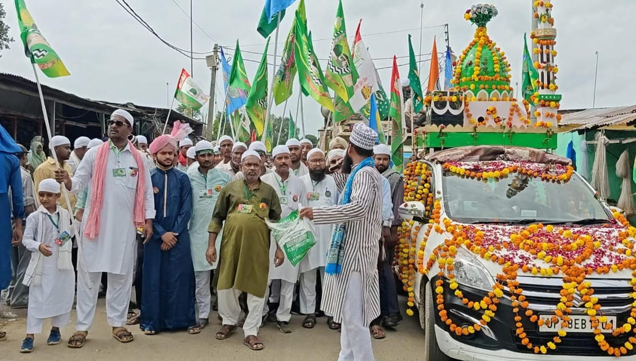 'Juloos-e-Mohammadi' procession taken out across the district on Barawafat.