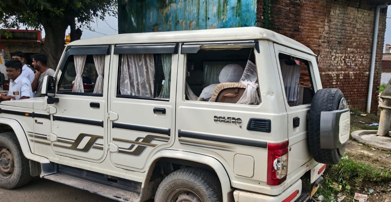 Fear of arrest... people confined to their homes, silence in the streets