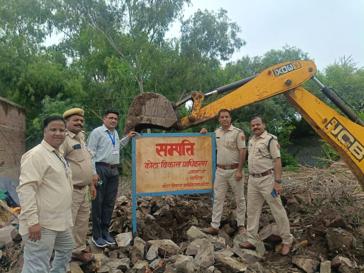Bundi: KDA bulldozer razes hardcore criminals’ illegal encroachments