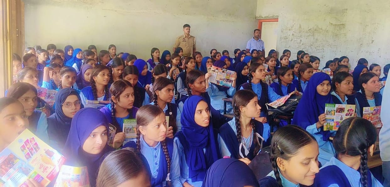 Siddharthnagar News: Female students should pursue education fearlessly; the police are committed to ensuring their safety