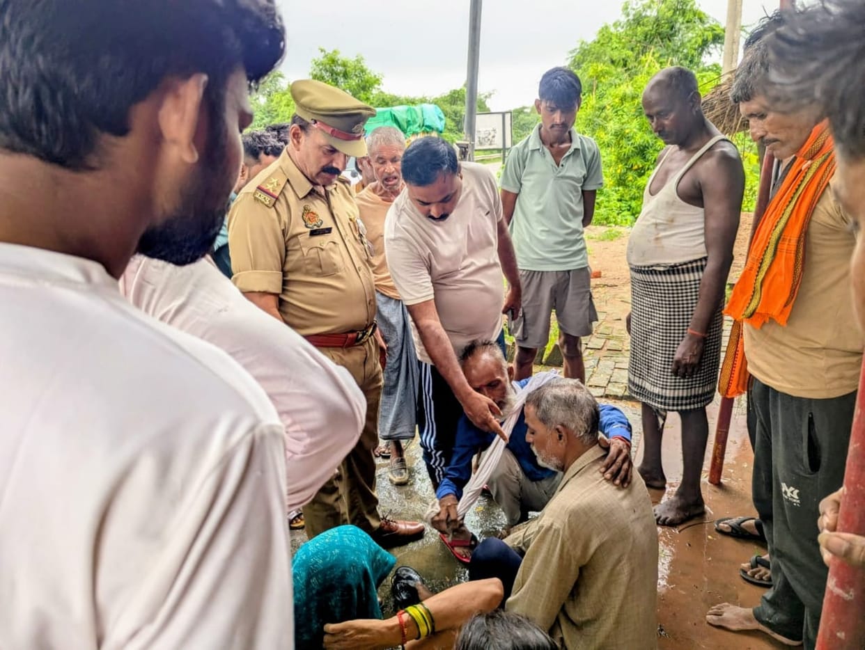 Young woman swept away by Yamuna's waves; elderly man rescued by bystanders