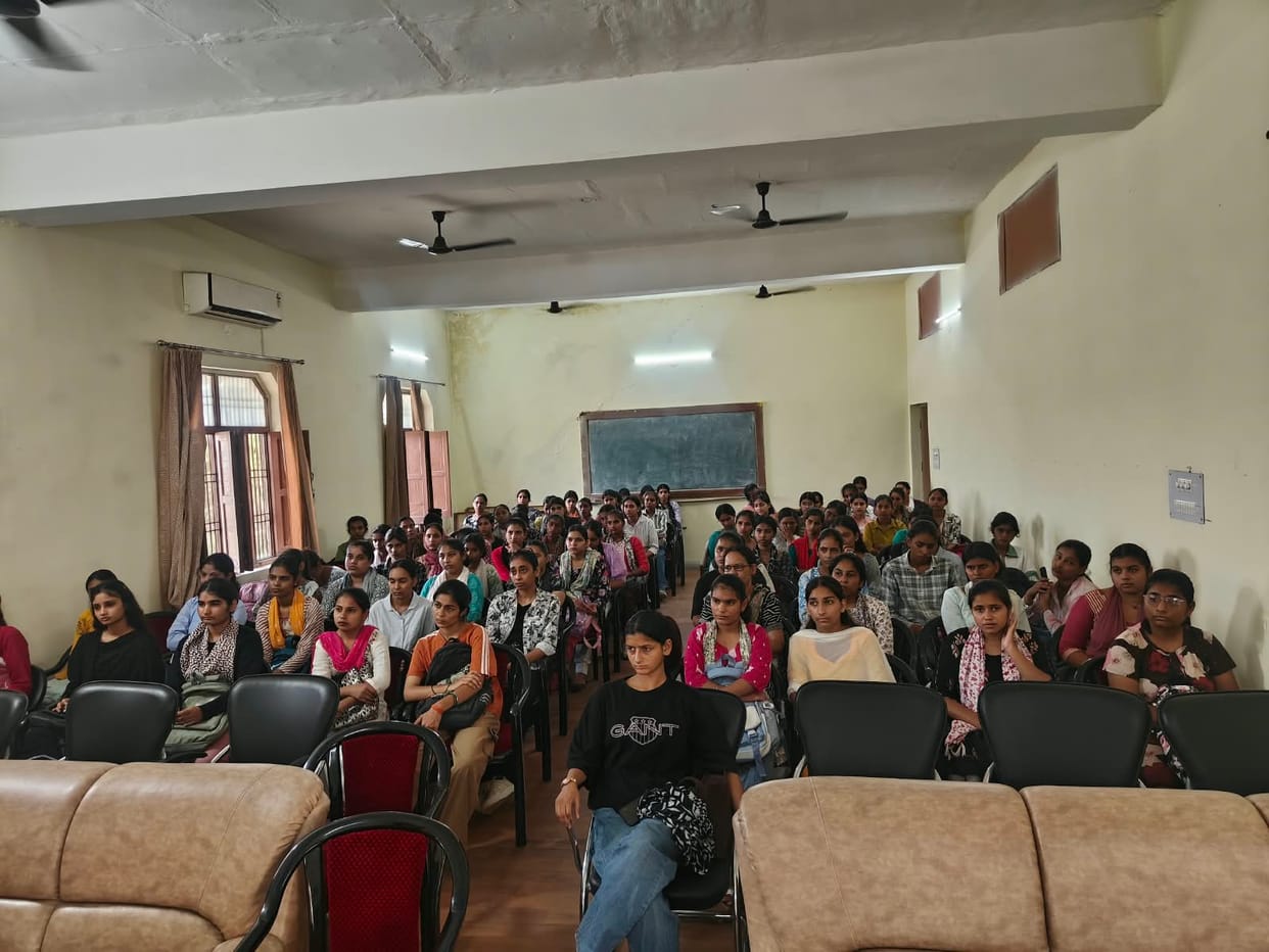 Youth can adopt skills as a career option: Manoj
