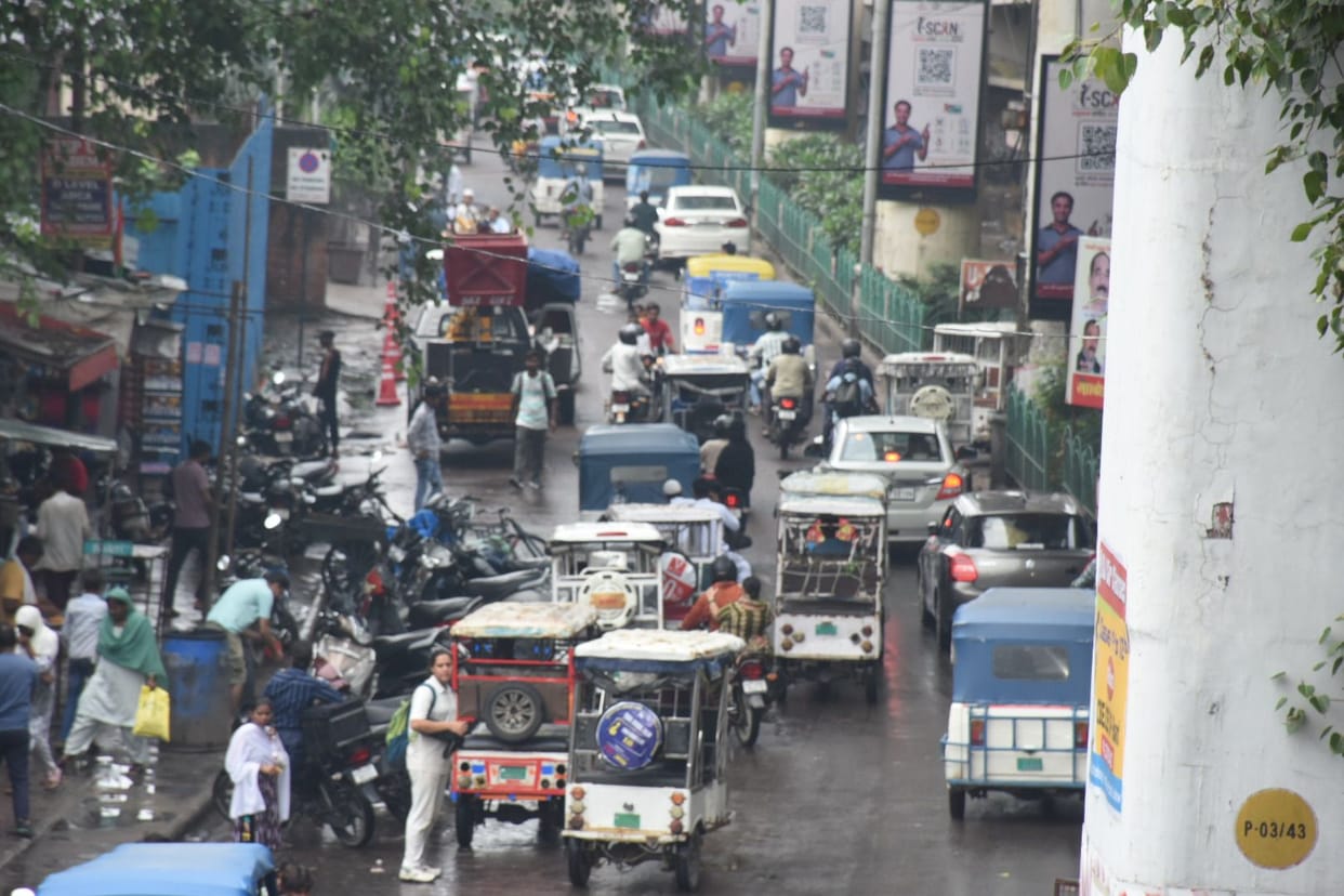 Order banning e-rickshaws fails