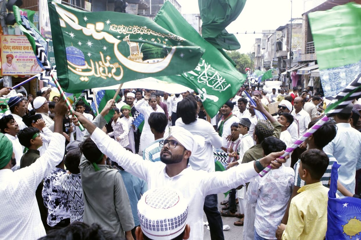 'Juloos-e-Wiladat' taken out with great fanfare