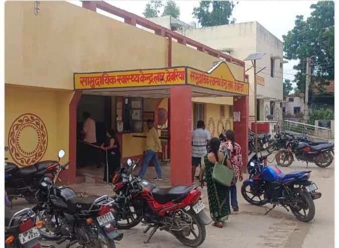 X-ray plates out of stock; patients forced to get tests done outside.