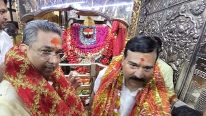 मां विंध्यवासिनी का दर्शन पूजन करते भाजपा राष्ट्रीय महामंत्री सुनील बंसल।- सोशल मीडिया।