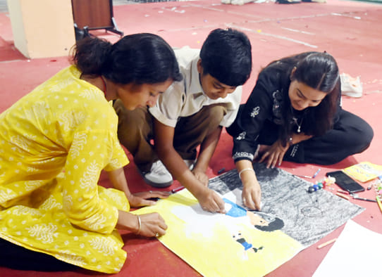 Sahina Parveen took first place, Divya Bharti second, and Kashish third.