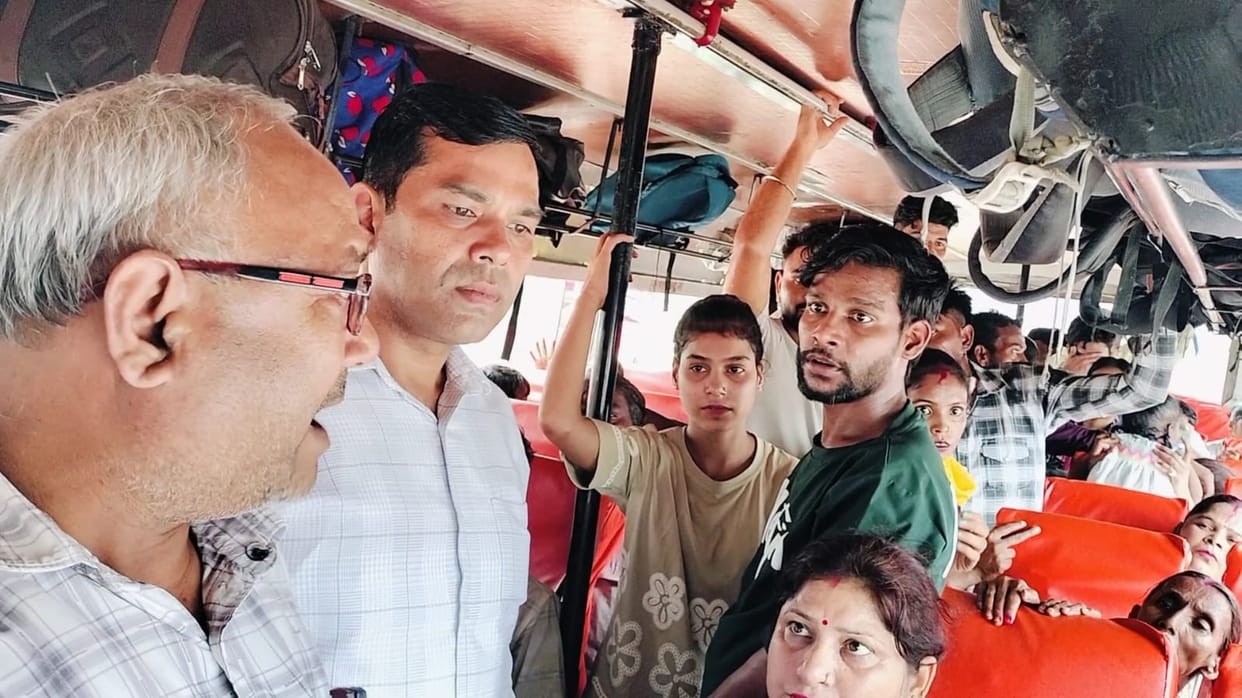 The ARTO and ARM asked the women if the conductor had collected the fare.
