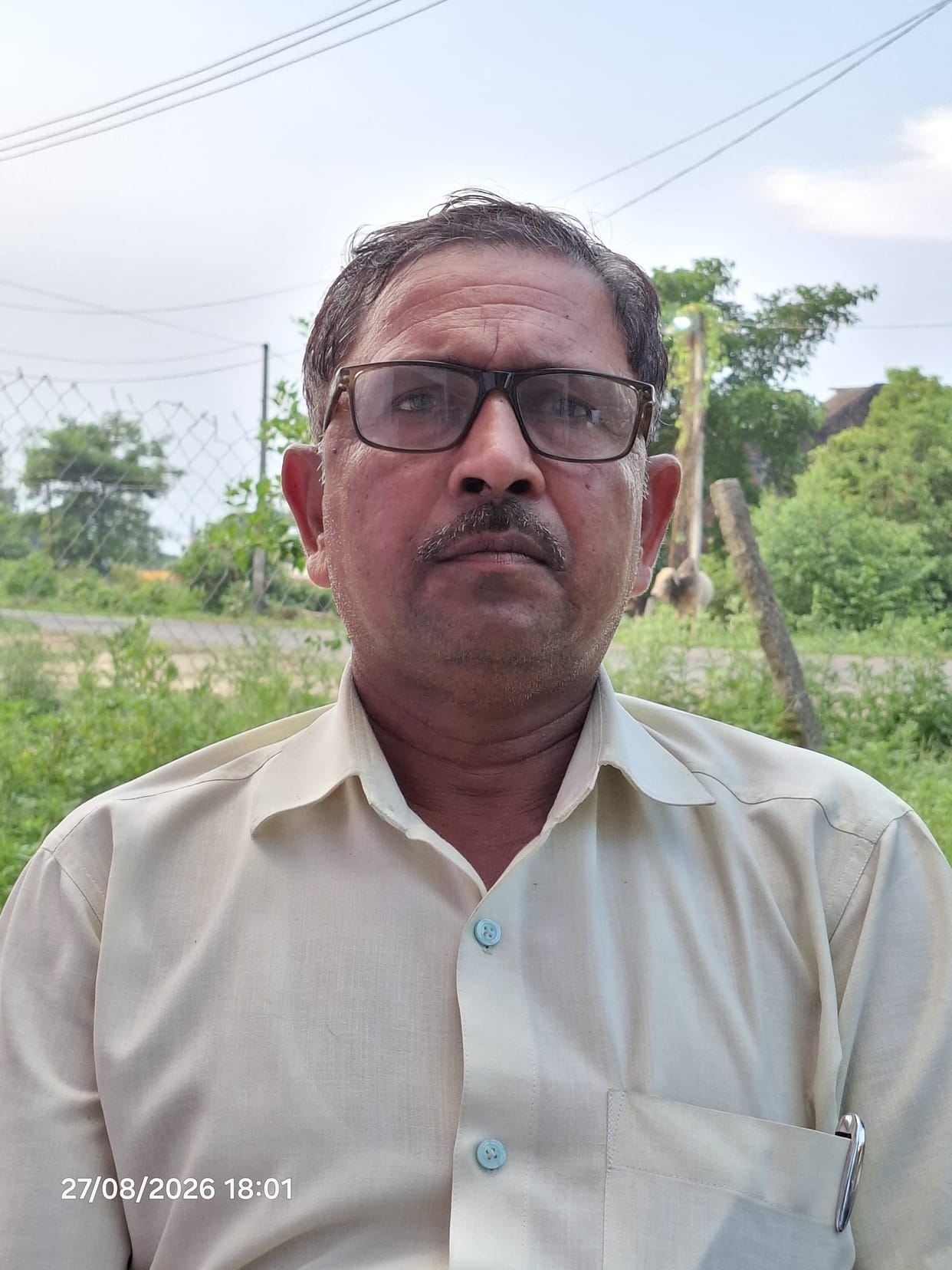 58-year-old teacher Aniruddha clears TET.
