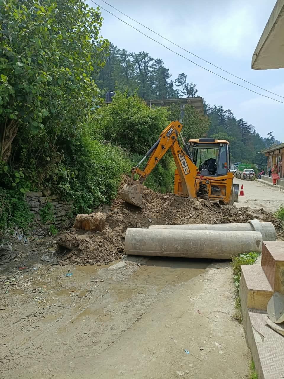 Work on installing a culvert in Dalash has begun.