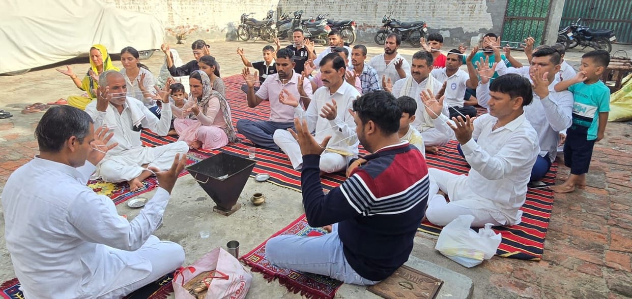 Pledge taken for promotion of Vedic culture and unity in society