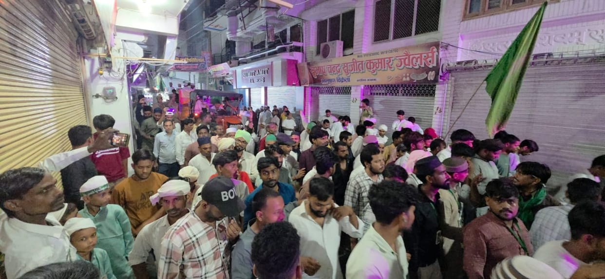 Juloos-e-Mohammadi taken out with a message of peace, harmony, and brotherhood.