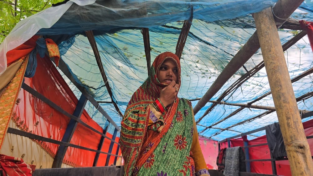 Floods destroy homes, households confined to trolleys