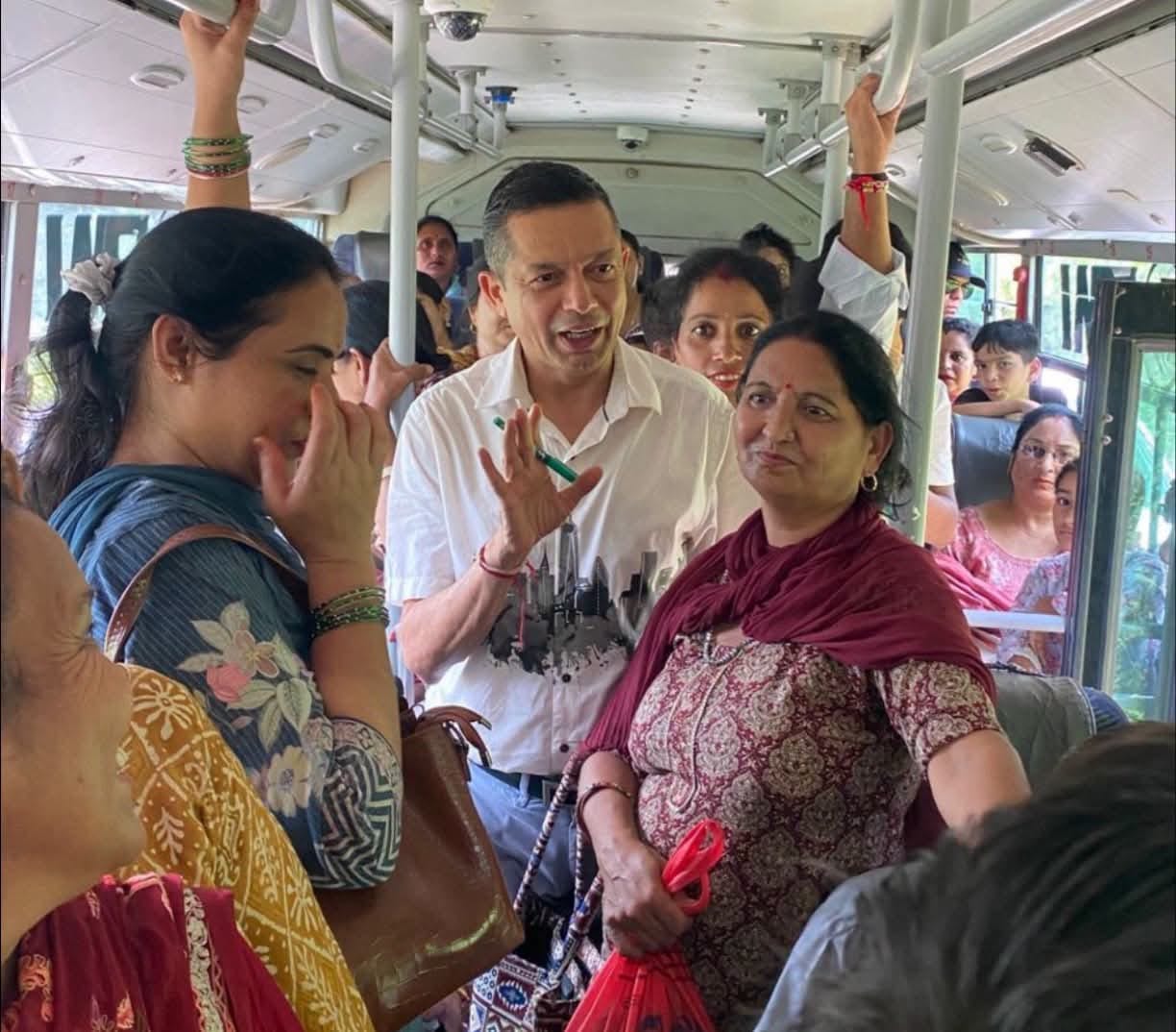 HRTC's DM inspected the free bus service by visiting the field.